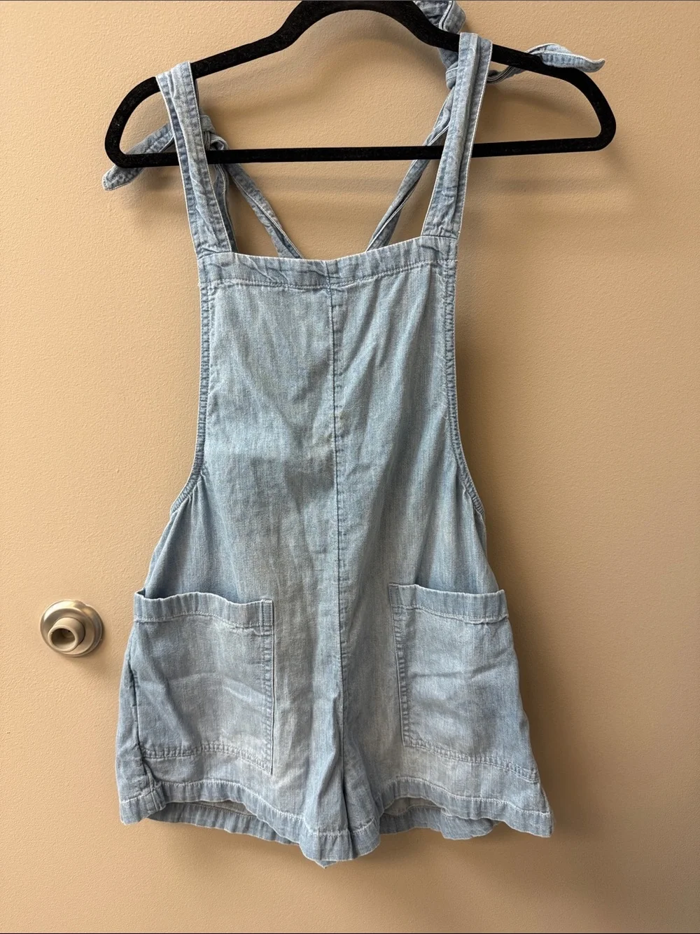 aerie Light Blue, Denim Short Overalls - Size Small